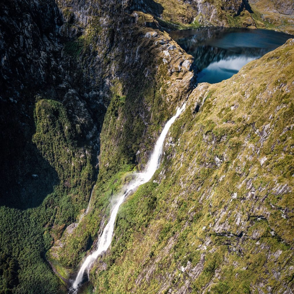 samuel-ferrara-vih4k7EAf5o-unsplash